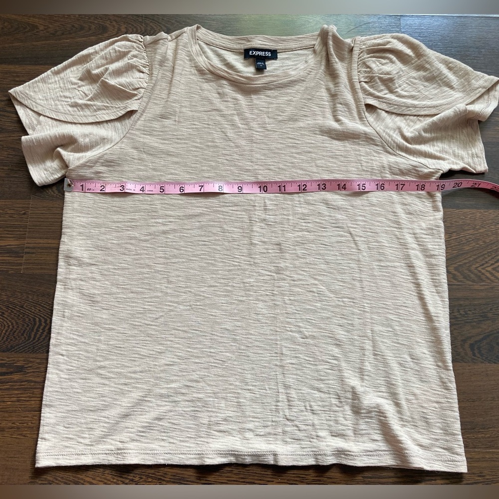 Express Tulip Sleeve Top - Medium - Picture 7 of 7